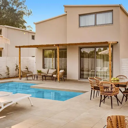 Romas 1 By Vasilikí