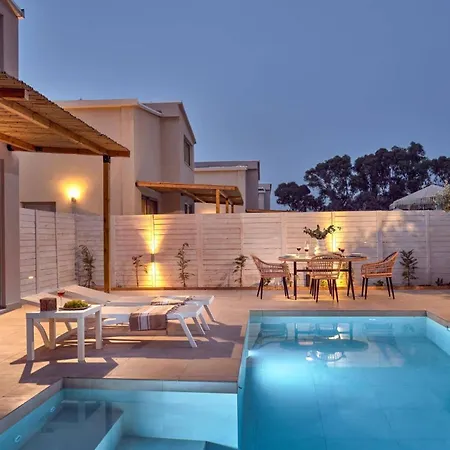 فيلة Romas 1 By Vasilikí